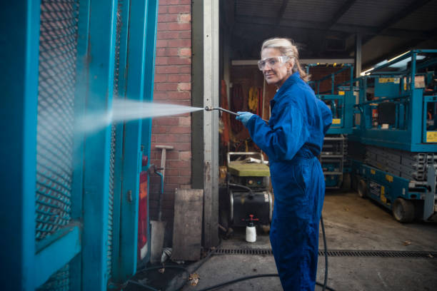 Best Residential Pressure Washing in Lawndale, CA
